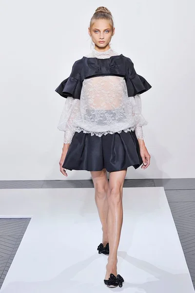 Look 20